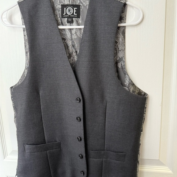 Joseph Abboud Charcoal Vest - Picture 1 of 6